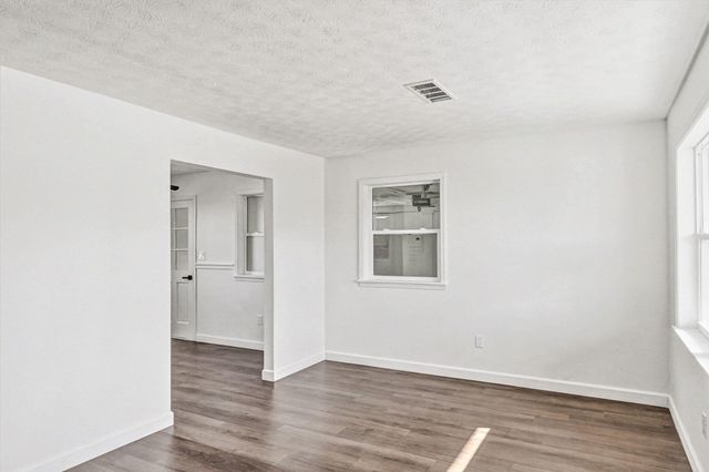 521 Henrico Street, Harrodsburg, KY 40330