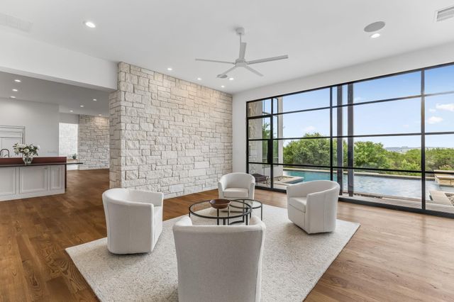 8708 Acuarela CT, Austin, TX 78735