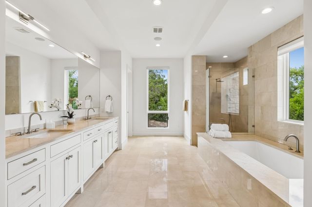 8708 Acuarela CT, Austin, TX 78735