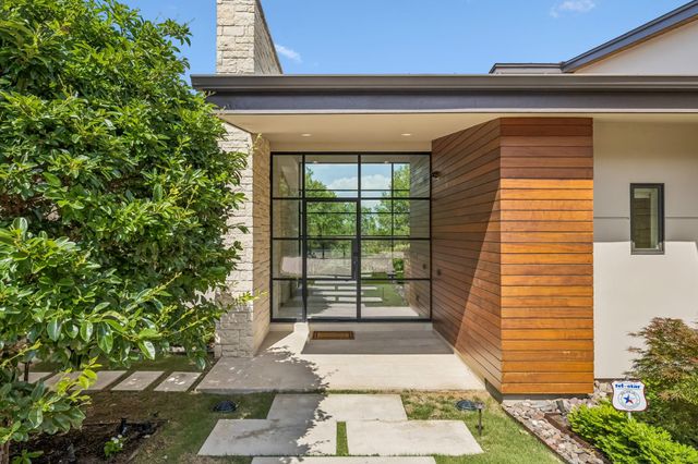 8708 Acuarela CT, Austin, TX 78735