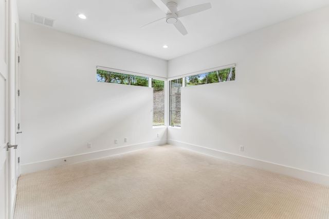 8708 Acuarela CT, Austin, TX 78735