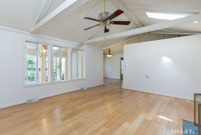 1 Boat Road, Danbury, CT 06811