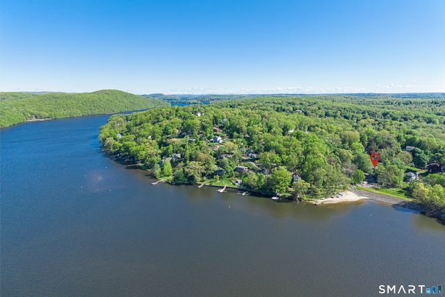 1 Boat Road, Danbury, CT 06811