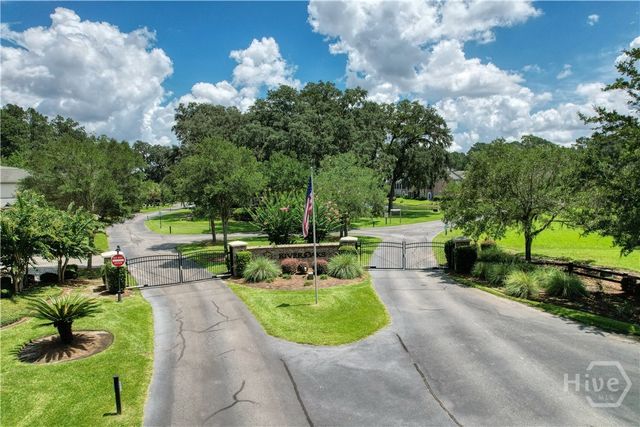 2805 River Oaks Drive, Richmond Hill, GA 31324