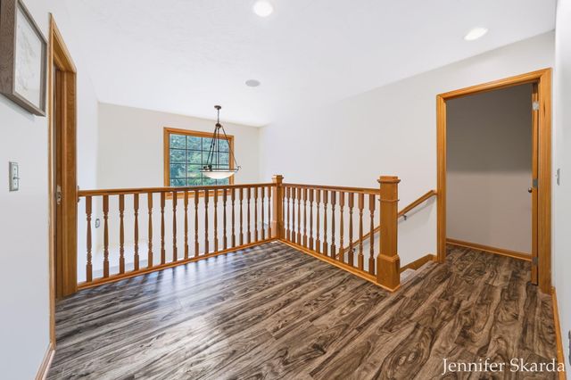 4530 Summit Forest Drive NE 14, Rockford, MI 49341