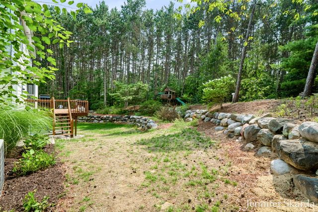 4530 Summit Forest Drive NE 14, Rockford, MI 49341