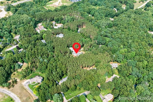 4530 Summit Forest Drive NE 14, Rockford, MI 49341