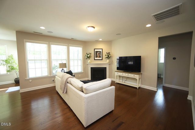 2909 Long Meadow Lane, Durham, NC 27703