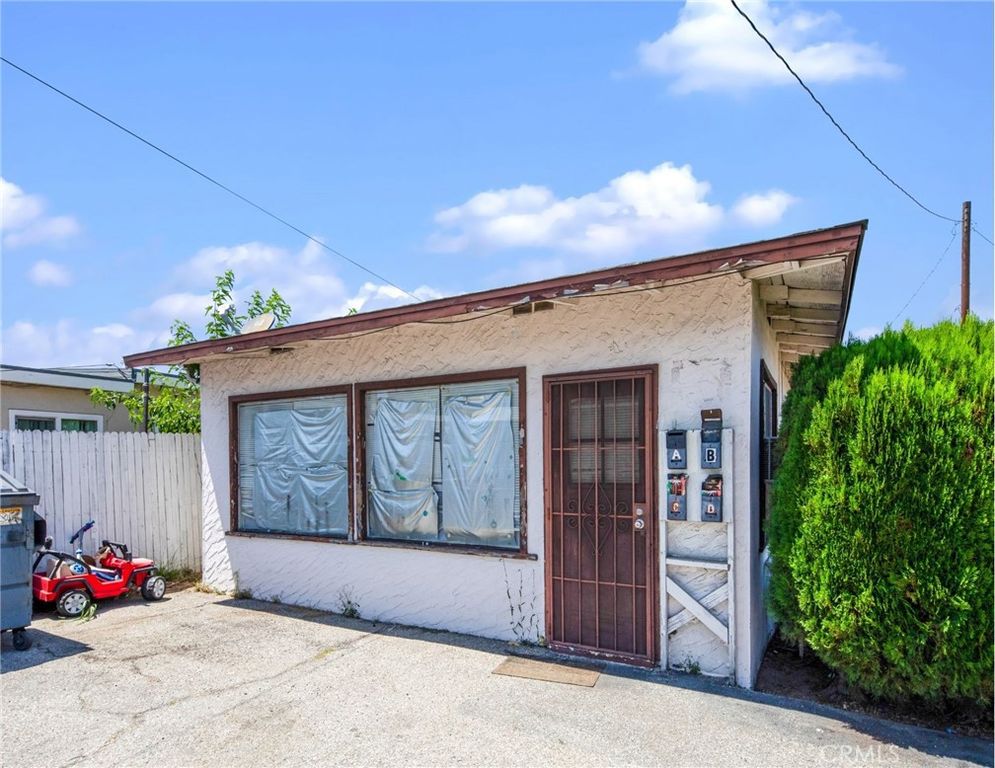 Image 10 of property listing at 1341 -1343 E Las Tunas Drive, San Gabriel, CA 91776