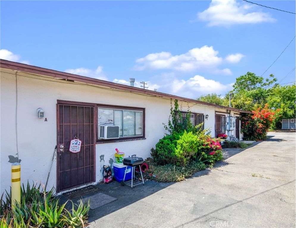 Image 12 of property listing at 1341 -1343 E Las Tunas Drive, San Gabriel, CA 91776