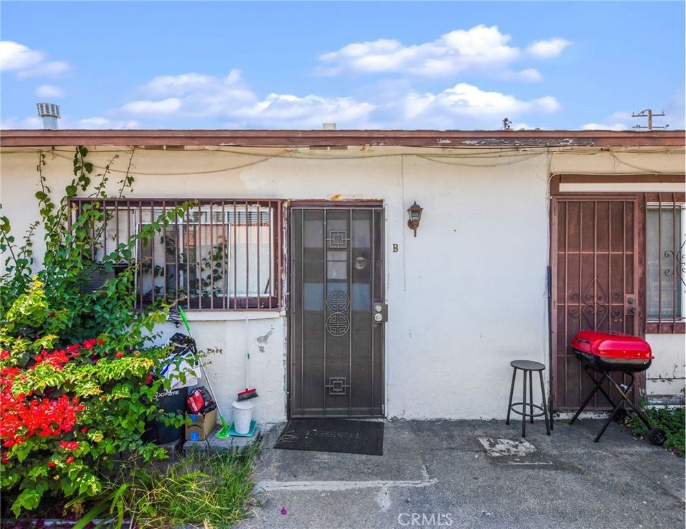 Image 13 of property listing at 1341 -1343 E Las Tunas Drive, San Gabriel, CA 91776