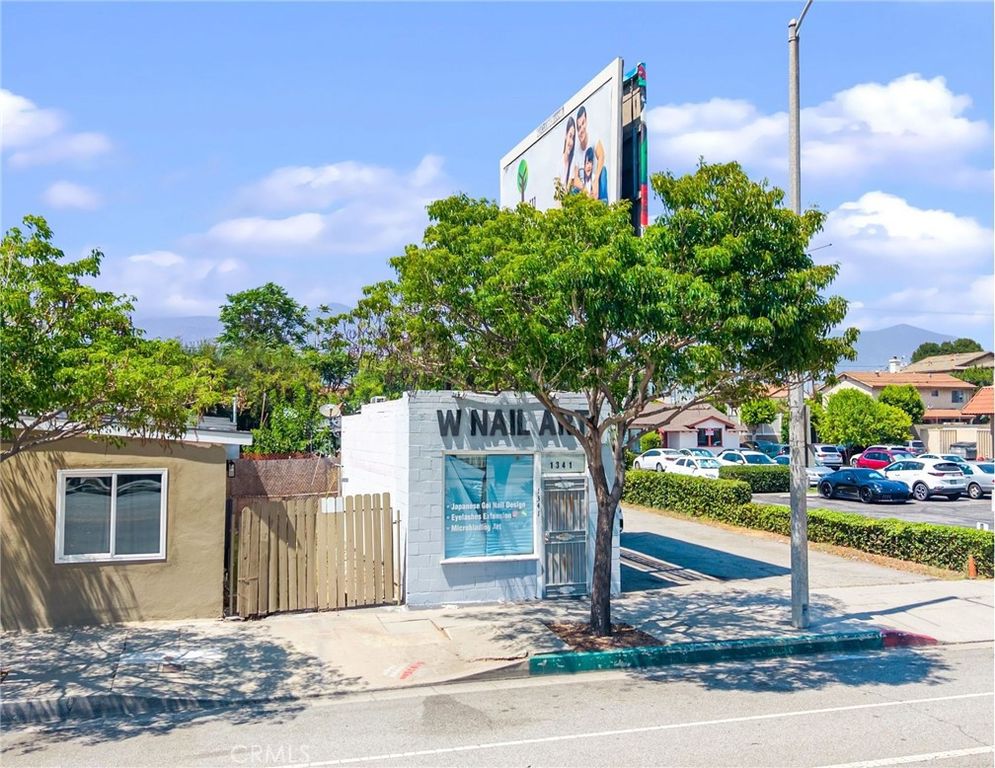 Image 27 of property listing at 1341 -1343 E Las Tunas Drive, San Gabriel, CA 91776