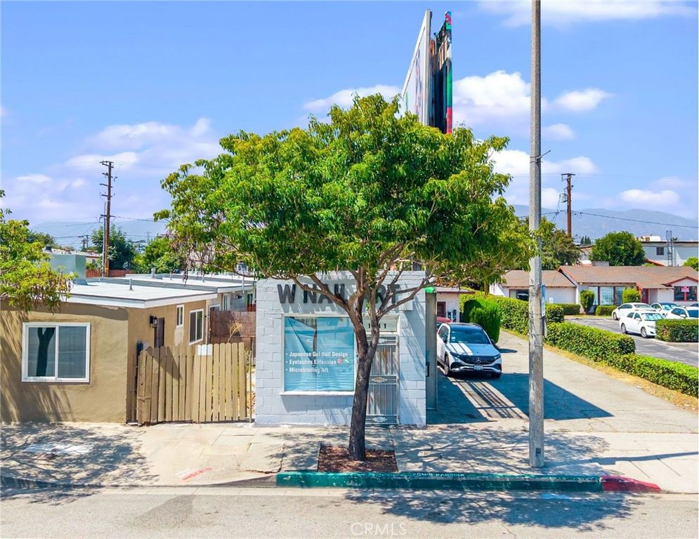 Image 28 of property listing at 1341 -1343 E Las Tunas Drive, San Gabriel, CA 91776