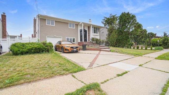 2694 Dorothy Street, Bellmore, NY 11710