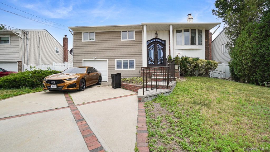 2694 Dorothy Street, Bellmore, NY 11710