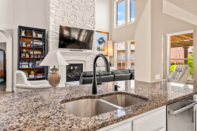 8255 Lindsay Gardens, The Colony, TX 75056