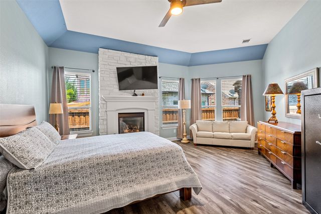 8255 Lindsay Gardens, The Colony, TX 75056