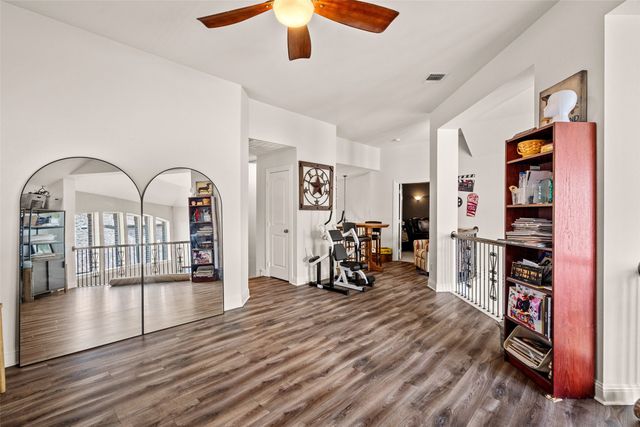 8255 Lindsay Gardens, The Colony, TX 75056