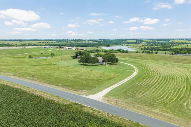 1542 County Road 451, Coupland, TX 78615