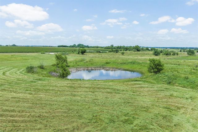 1542 County Road 451, Coupland, TX 78615