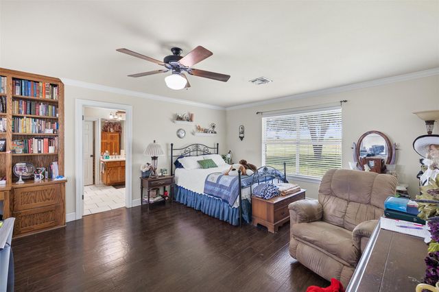 1542 County Road 451, Coupland, TX 78615