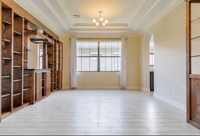 8680 W Watercrest Cir Circle W, Parkland, FL 33076