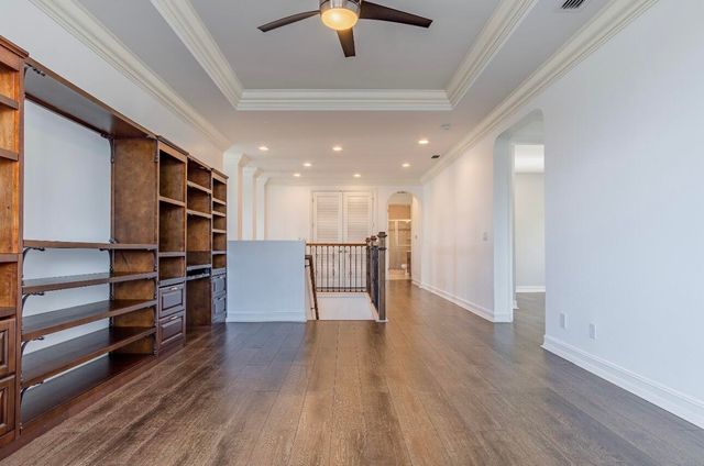 8680 W Watercrest Cir Circle W, Parkland, FL 33076