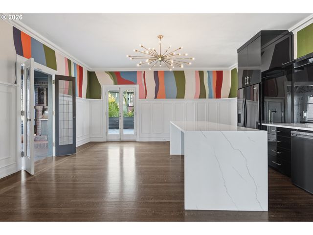 1408 Sw VISTA Ave, Portland, OR 97201