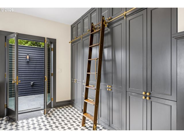 1408 Sw VISTA Ave, Portland, OR 97201