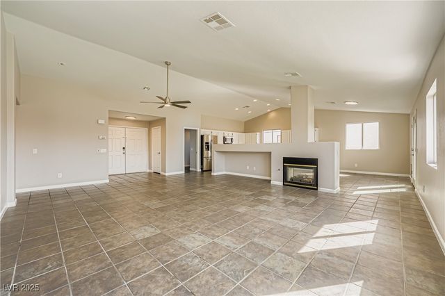 9513 Kelly Creek Avenue, Las Vegas, NV 89129