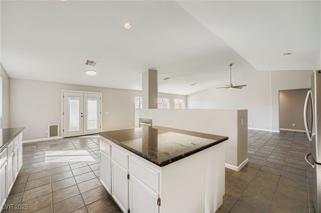 9513 Kelly Creek Avenue, Las Vegas, NV 89129