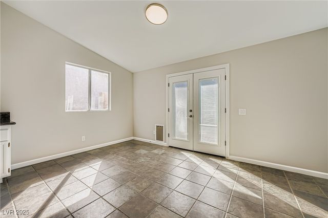 9513 Kelly Creek Avenue, Las Vegas, NV 89129