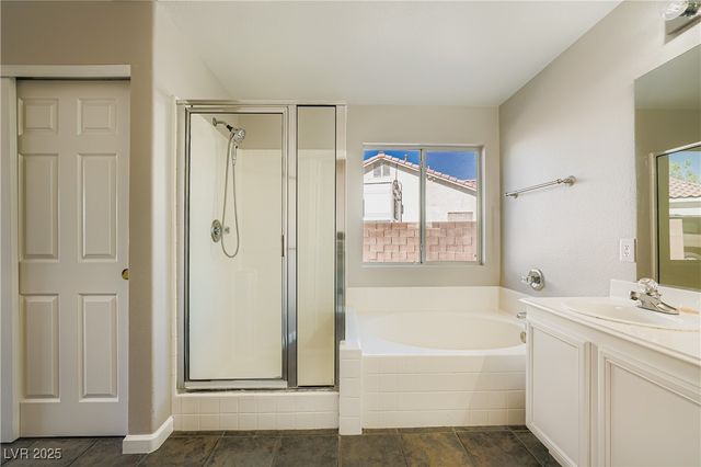 9513 Kelly Creek Avenue, Las Vegas, NV 89129