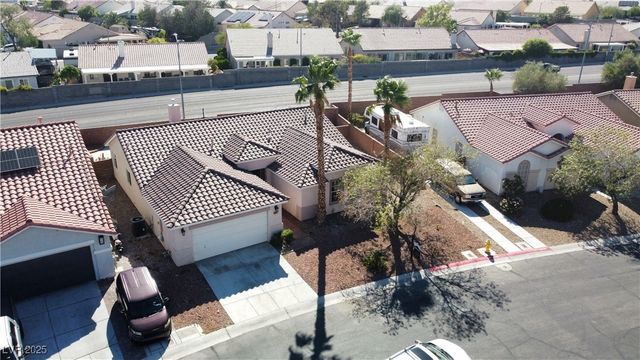 9513 Kelly Creek Avenue, Las Vegas, NV 89129