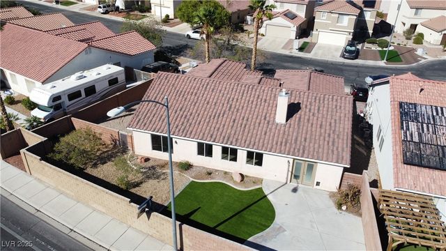 9513 Kelly Creek Avenue, Las Vegas, NV 89129