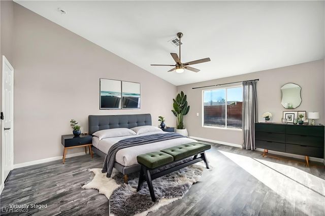 9513 Kelly Creek Avenue, Las Vegas, NV 89129