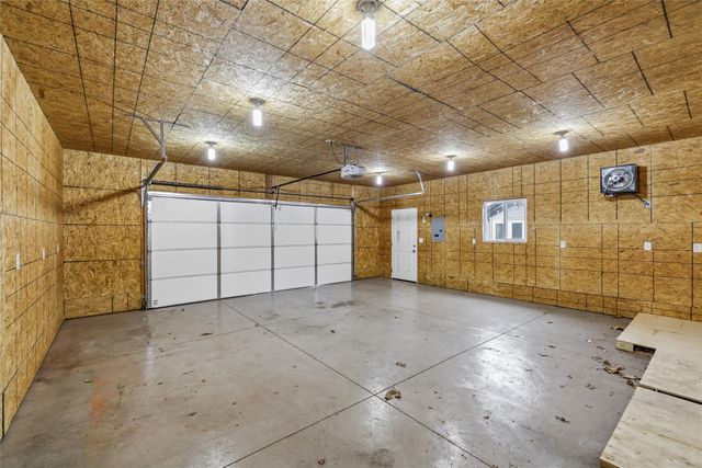 1544 Royer Street, Des Moines, IA 50316