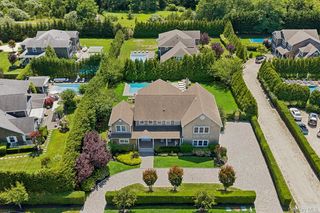 22 Summer Drive, Southampton, NY 11968