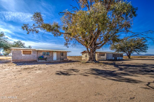 8050 S bianco Road, Casa Grande, AZ 85193