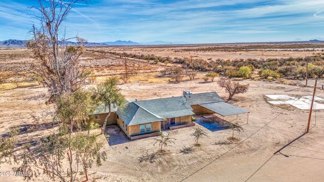 8050 S bianco Road, Casa Grande, AZ 85193