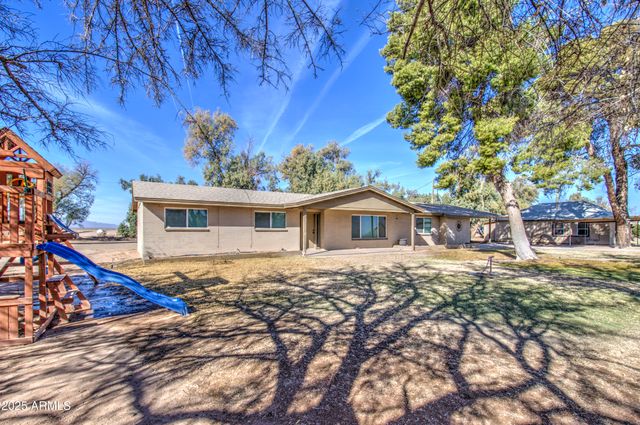 8050 S bianco Road, Casa Grande, AZ 85193