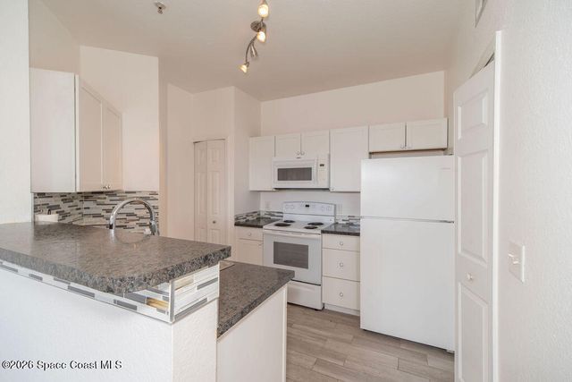 1776 Sophias Drive 303, Melbourne, FL 32940