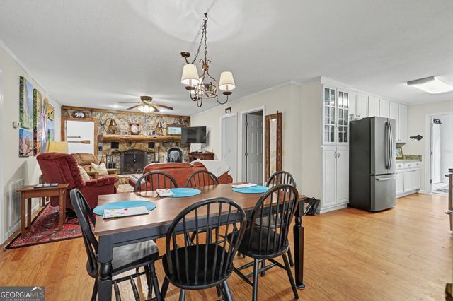 5637 Murray Cove Road, Tiger, GA 30576