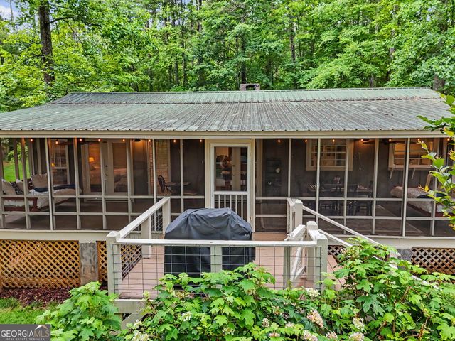 5637 Murray Cove Road, Tiger, GA 30576