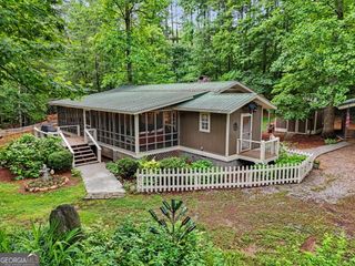 5637 Murray Cove Road, Tiger, GA 30576
