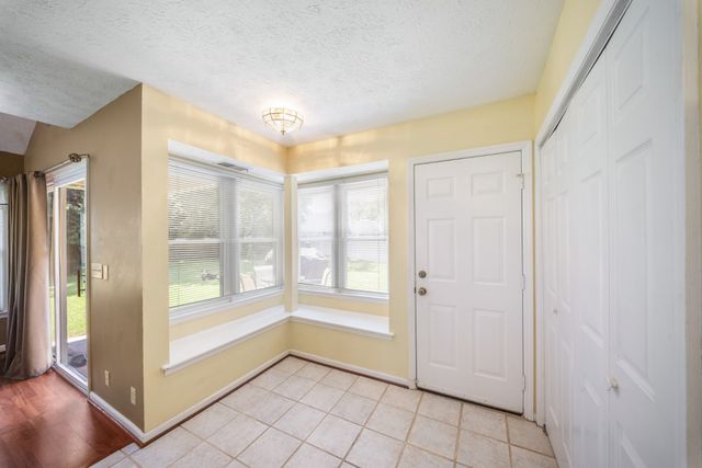 107 Agee Ct, Hendersonville, TN 37075