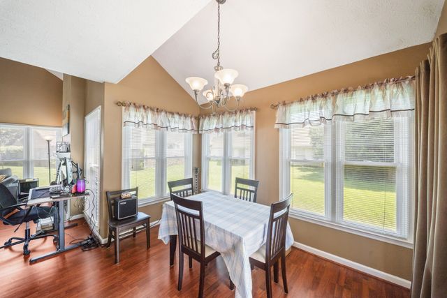 107 Agee Ct, Hendersonville, TN 37075