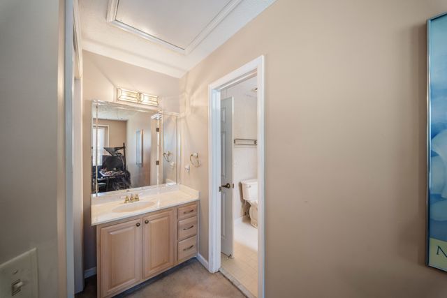 107 Agee Ct, Hendersonville, TN 37075