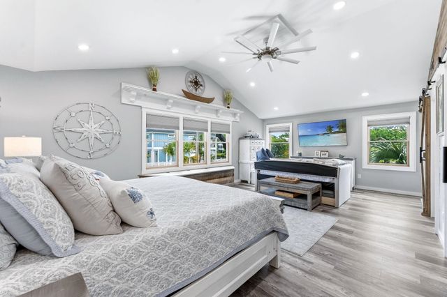 2204 Chestnut St., North Myrtle Beach, SC 29582