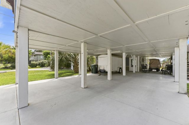 2204 Chestnut St., North Myrtle Beach, SC 29582
